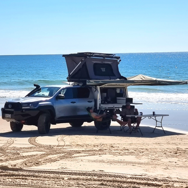 30 Second Wing Awning - (2.7m) - Large - three quarter view