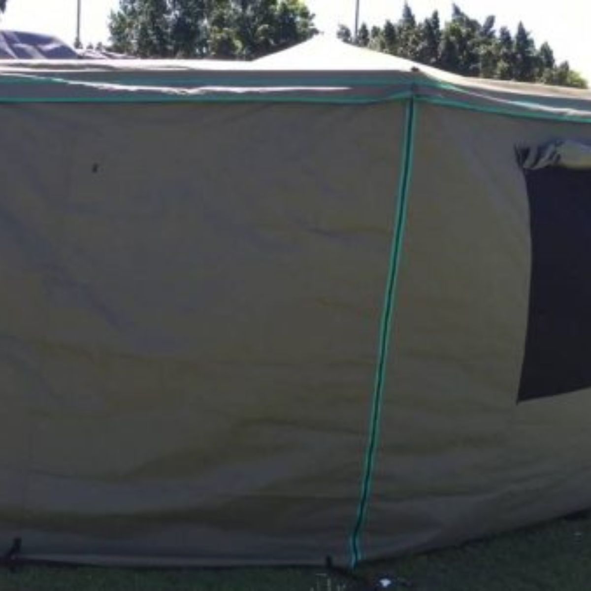 30 Second Wing Awning - Solid Wall - Close View